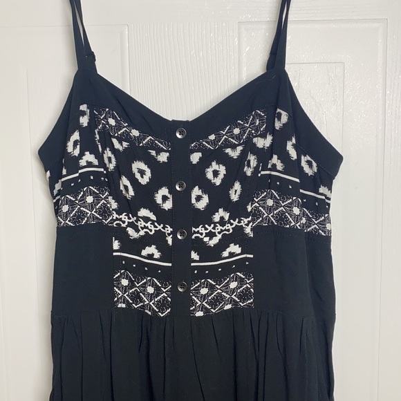 Express - Black & White Spring Dress Size XS - Picture 6 of 7